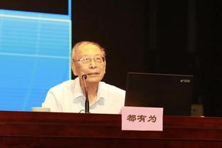 意媒：尤文最早本周与曼城会面，商谈冬窗先租后买菲利普斯一事